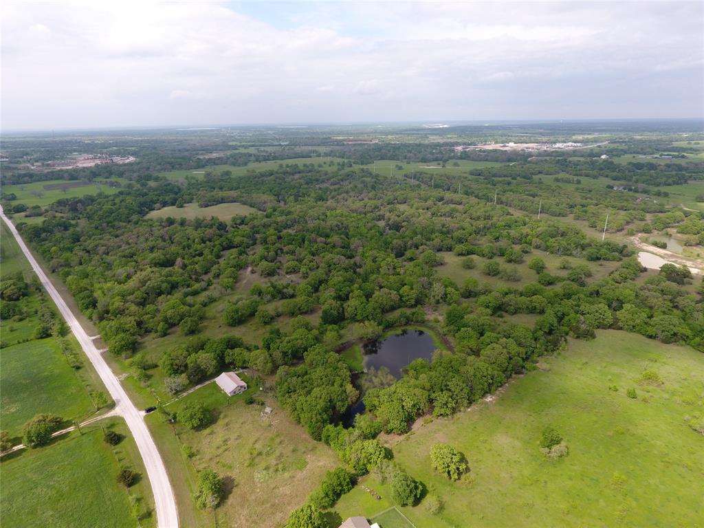 3721 Silver Hill Road Bryan, Texas Unrestricted 29.9 acres located in the Opportunity Zone of Brazos County 1.5 miles south of the new 2000 acre Texas A&M Rellis Campus. Great investment/development tract in a rapidly growing area of Bryan/College Station. Approx. 1300’ of frontage on Silver Hill Road, easy access to Highway 47, city water and electric on site. City of Bryan plans on extending an 18" water line down Silver Hill Road from HWY 47 to HWY 21 within the next year.