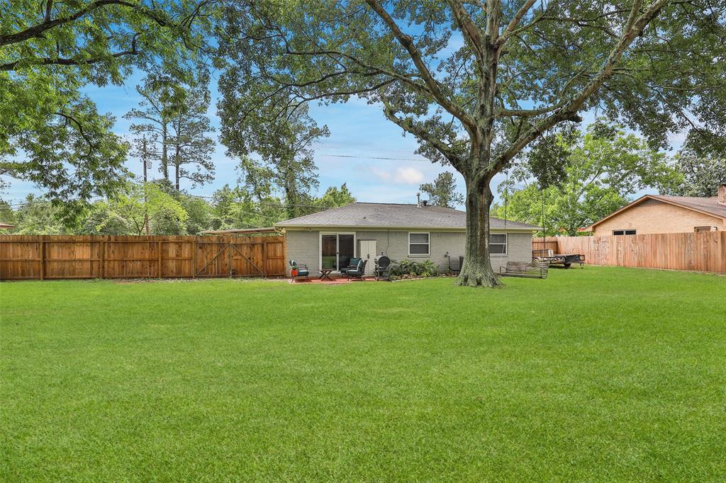 1820 Baker Drive, Tomball, TX 77375