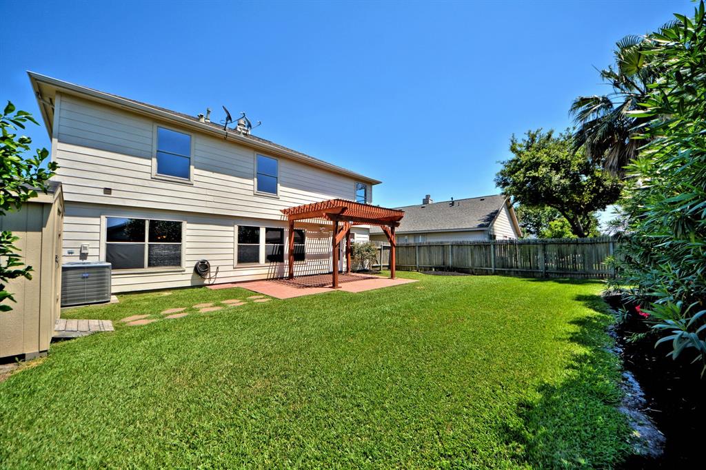 16510 Eaglewood Shadows Drive, Sugar Land, TX 77498 - HAR.com