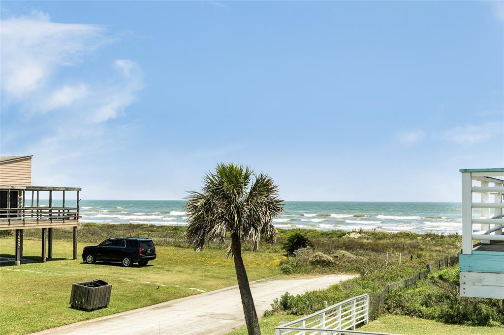 16926 Jamaica Beach, TX 77554