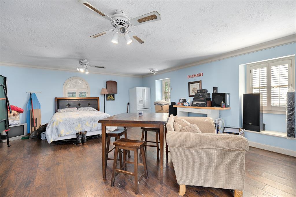 3733 Autumn Lane