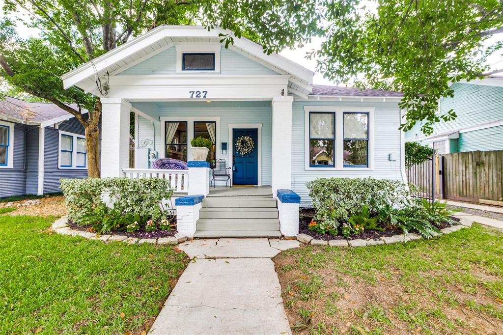 727 Pecore Street Houston, Texas PRICE REDUCED !Classic Arts & Craft Bungalow. Original 2/3 bedroom 1 bath~ some updates. Quarters SEPARATE new construction Guest Quarters 1 bedroom 1 bath kitchen & utility adds 385sf to the 1242 sf of the house! Simplistic & distinguished defines this home. Step on the porch,open the door to open living room with hardwood floors throughout. Historic charm with woodburning fireplace with builtin cabinets & high windows that let in natural light & allows privacy. French doors lead to large dining and beautiful kitchen with marble top island. Large 2 bedrooms plus 1 office/study that could be guest room.Great walkability to parks,restaurants & shops!