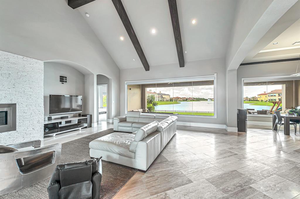 5035 Water View Bend Sugar Land Tx 77479 Har Com