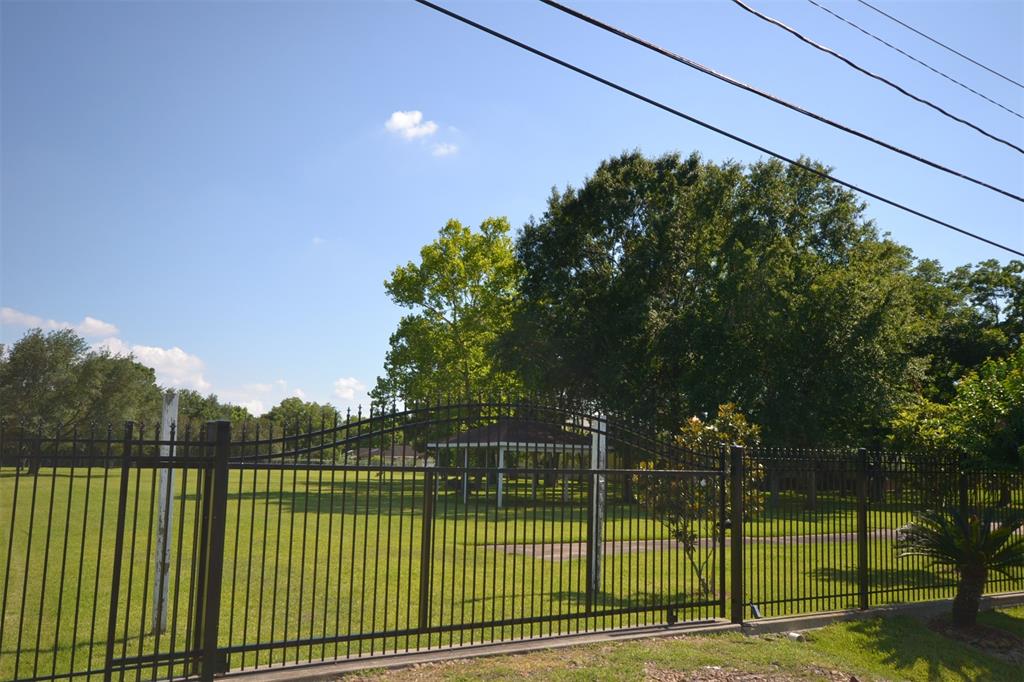 0 Broadhurst Drive, Houston, Texas 77047, ,Lots,For Sale,Broadhurst,81147608