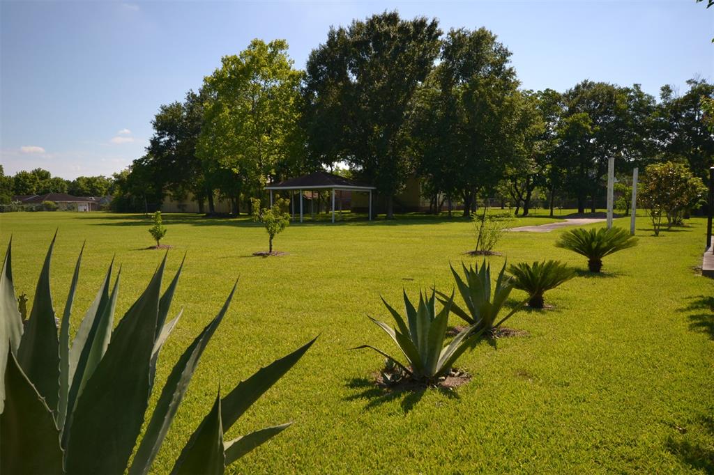 0 Broadhurst Drive, Houston, Texas 77047, ,Lots,For Sale,Broadhurst,81147608