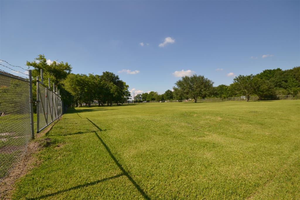0 Broadhurst Drive, Houston, Texas 77047, ,Lots,For Sale,Broadhurst,81147608