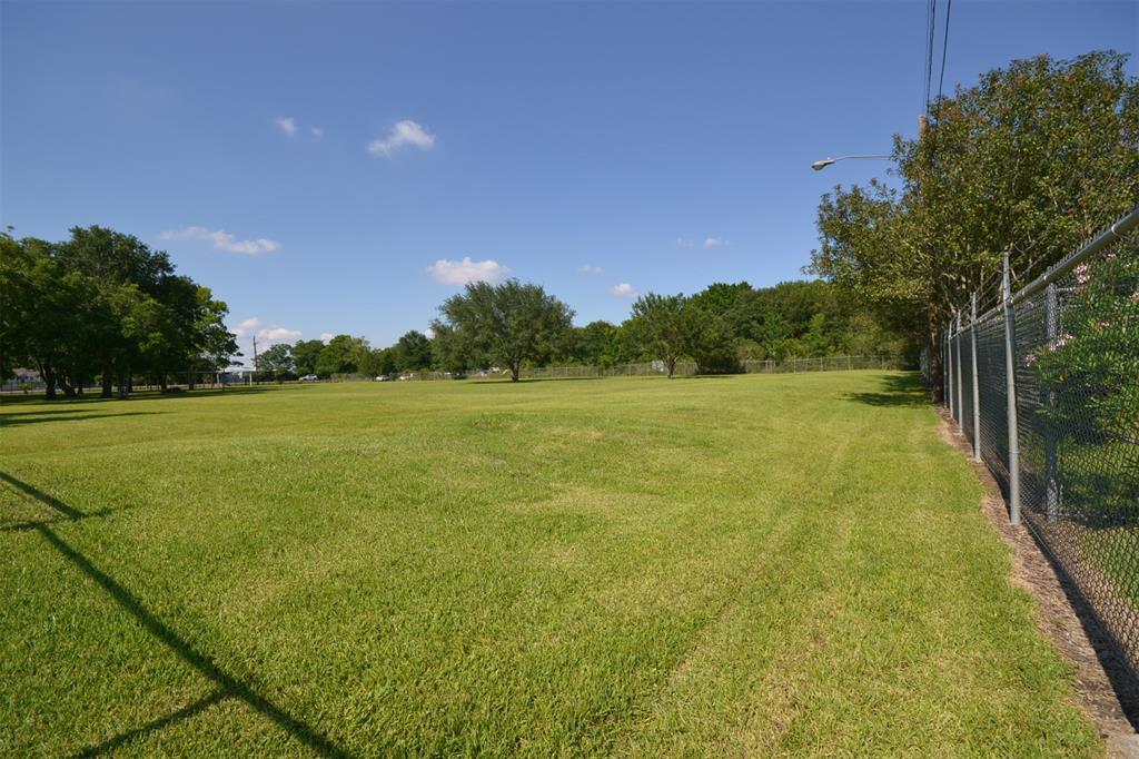 0 Broadhurst Drive, Houston, Texas 77047, ,Lots,For Sale,Broadhurst,81147608