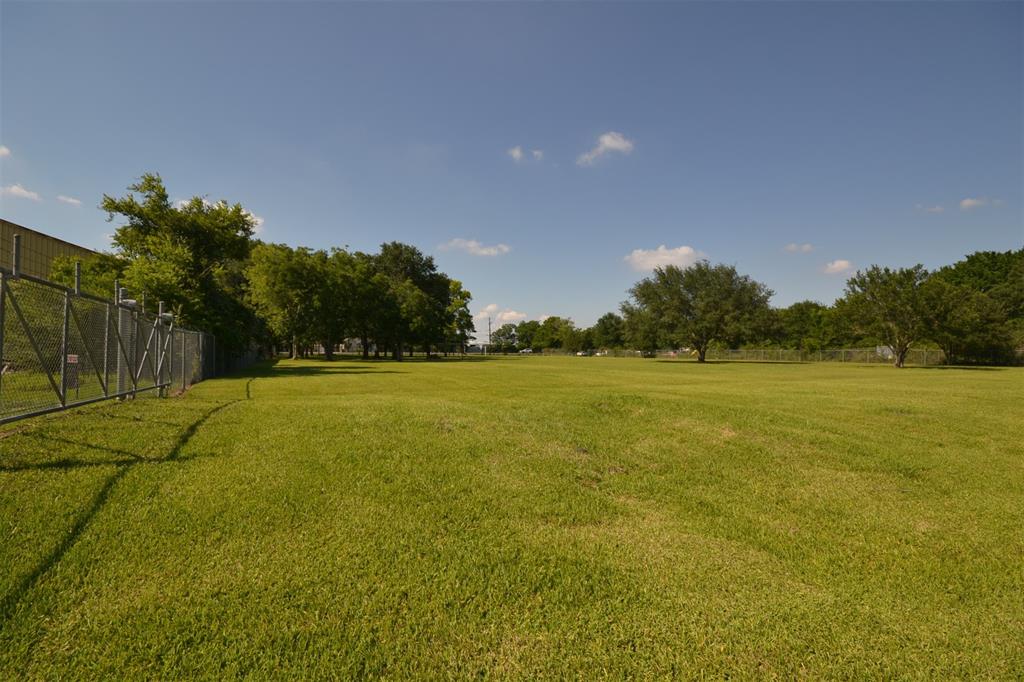 0 Broadhurst Drive, Houston, Texas 77047, ,Lots,For Sale,Broadhurst,81147608