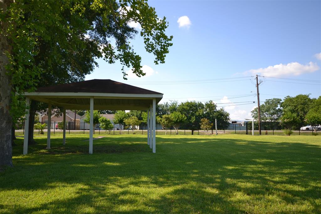 0 Broadhurst Drive, Houston, Texas 77047, ,Lots,For Sale,Broadhurst,81147608