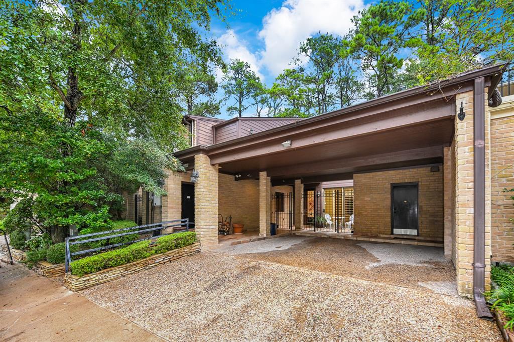 201 Vanderpool Lane 65 Houston Tx 77024 Har Com