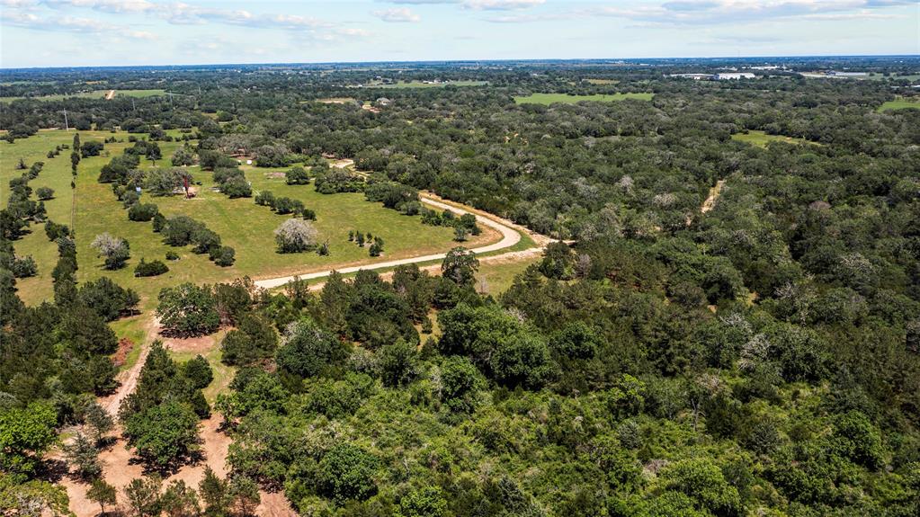 1762 Frelsburg Road, Alleyton, TX 78935
