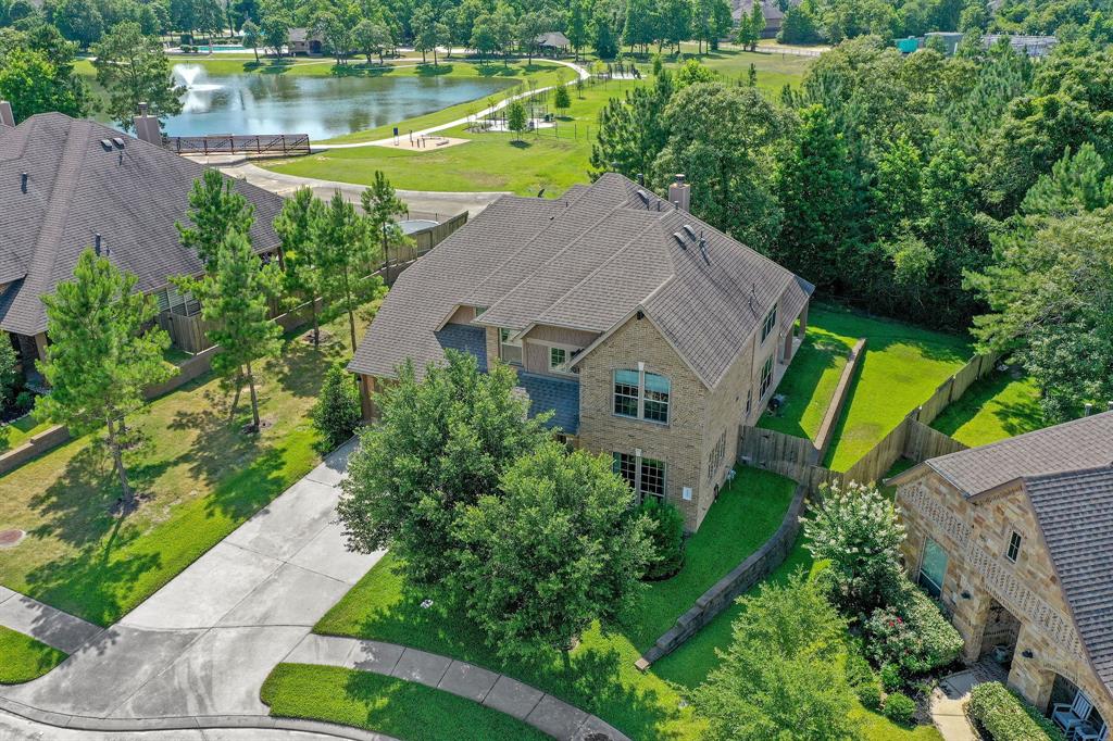 2057 Forest Haven Drive, Conroe, TX 77384