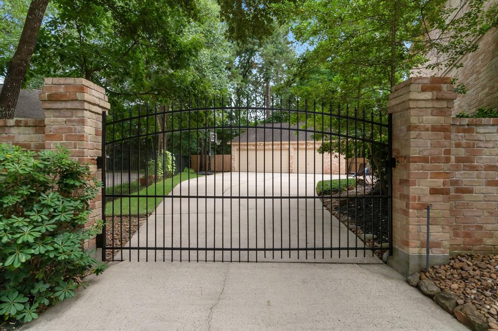 30 Silverstrand Place The Woodlands Tx 77381 Har Com