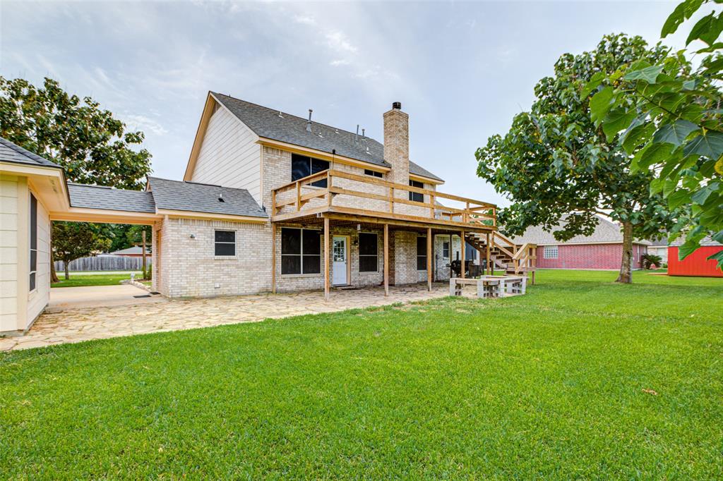 12407 W River Run Drive, Mont Belvieu, TX 77523