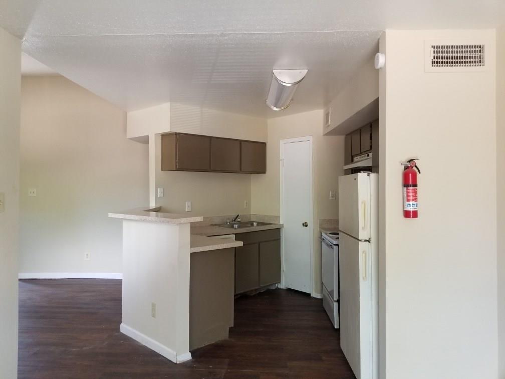 7200 W T C Jester Boulevard, Houston, TX 77088