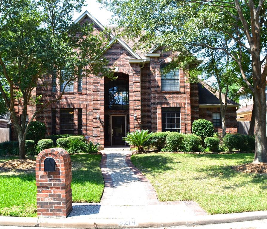 8214 Redchurch Drive Spring, Texas BEAUTIFUL UPDATED HOME!! Primary Bedroom 1st floor. Gorgeous Large Deck, Updated kitchen, built in bar, Granite counter tops, whirlpool tub and large game room. Highly acclaimed Klein school district. Bring good rental history.