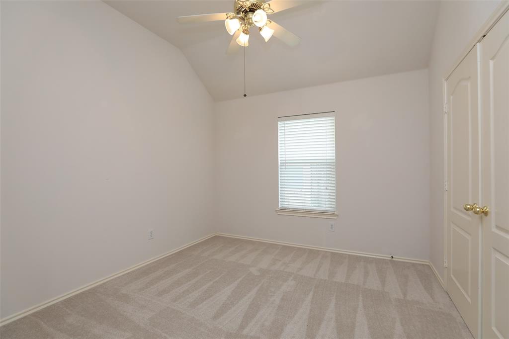 9914 Edgewood Manor Court