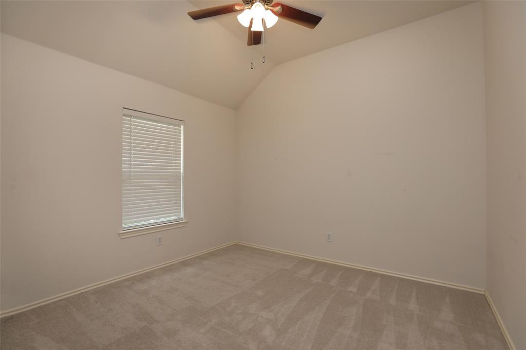 9914 Edgewood Manor Court