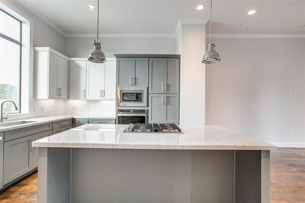 1807 3 Colonel Forbins, Houston, Texas 77043, 3 Bedrooms Bedrooms, 7 Rooms Rooms,3 BathroomsBathrooms,Single-family,For Sale,Colonel Forbins,75051654