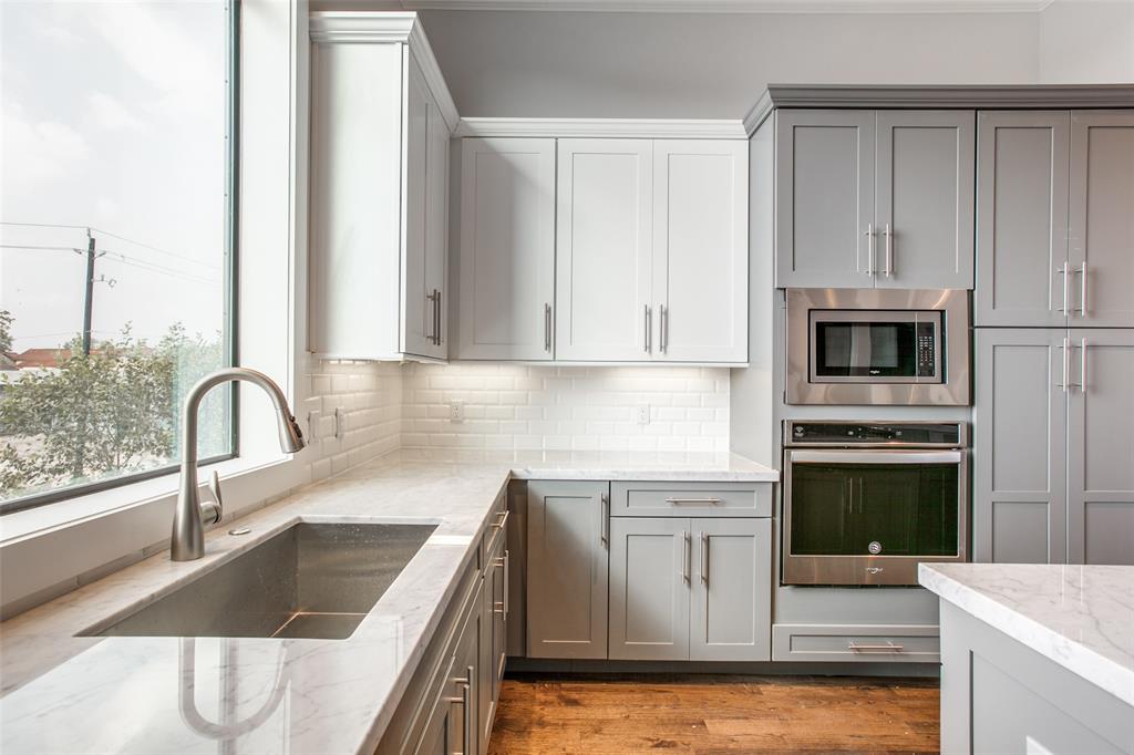 1807 3 Colonel Forbins, Houston, Texas 77043, 3 Bedrooms Bedrooms, 7 Rooms Rooms,3 BathroomsBathrooms,Single-family,For Sale,Colonel Forbins,75051654