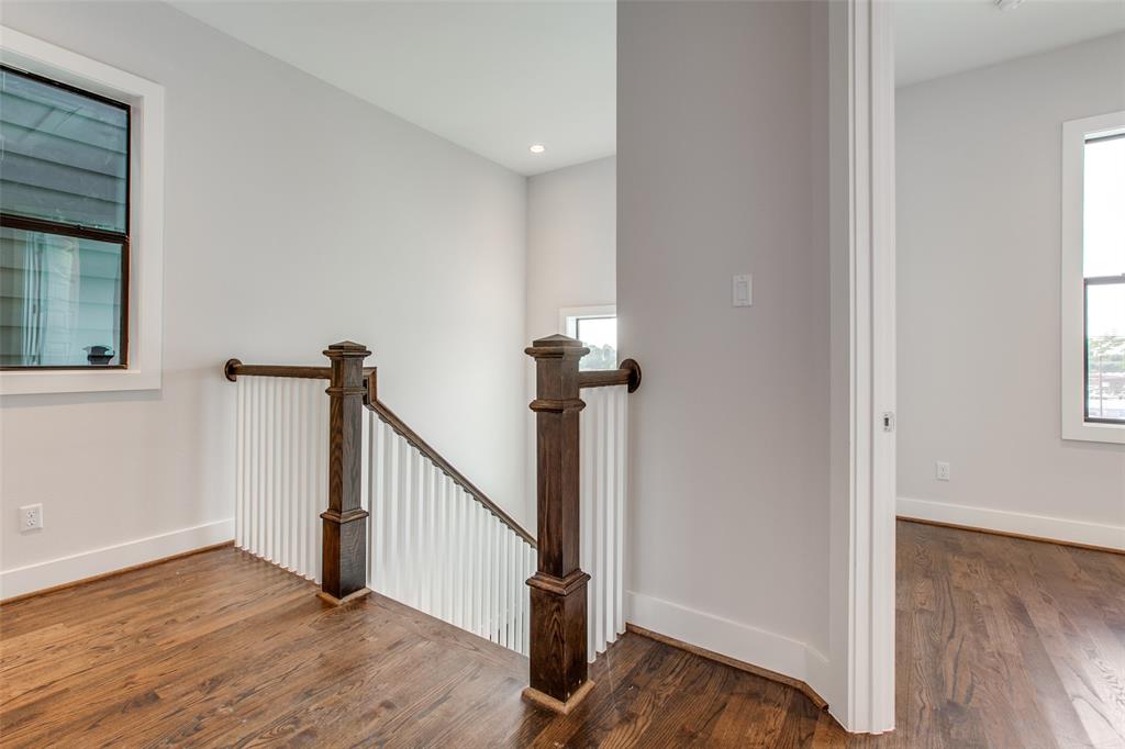 1807 3 Colonel Forbins, Houston, Texas 77043, 3 Bedrooms Bedrooms, 7 Rooms Rooms,3 BathroomsBathrooms,Single-family,For Sale,Colonel Forbins,75051654