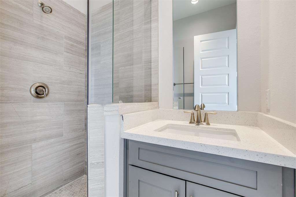 1807 3 Colonel Forbins, Houston, Texas 77043, 3 Bedrooms Bedrooms, 7 Rooms Rooms,3 BathroomsBathrooms,Single-family,For Sale,Colonel Forbins,75051654