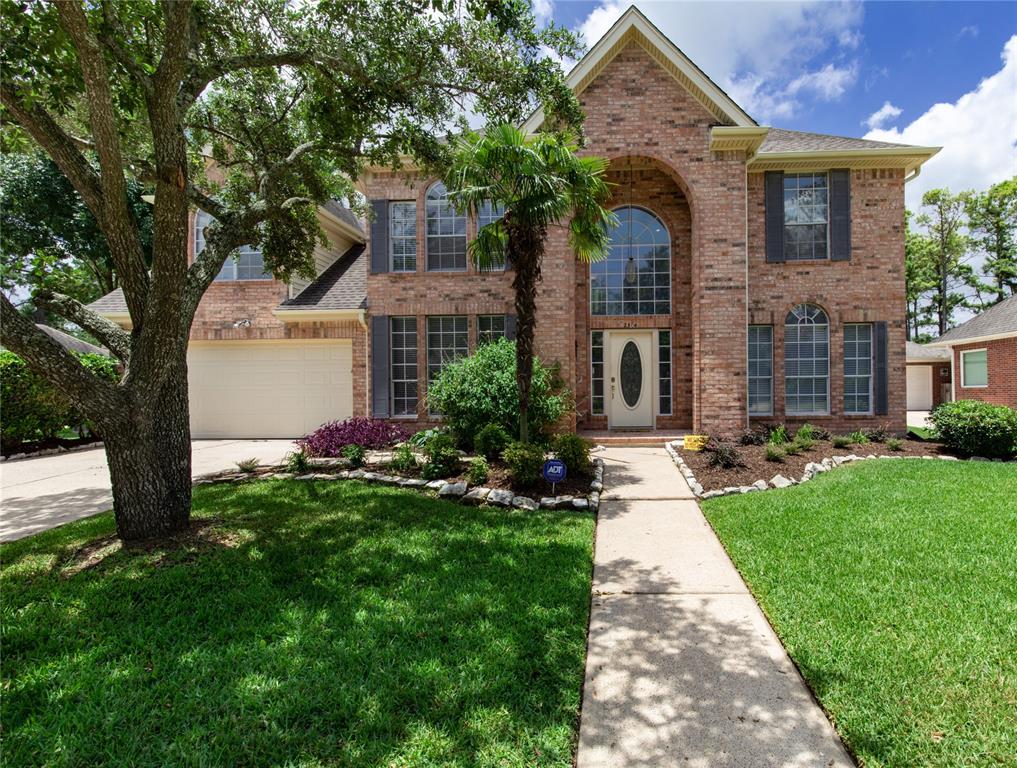 2304 Dixie Woods Drive, Pearland, TX 77581
