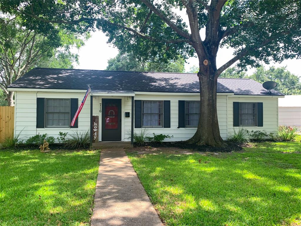716 E Miller Street E Angleton Tx 77515 Har Com