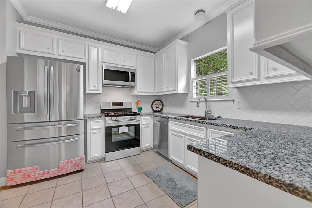 17224 Horseshoe Way