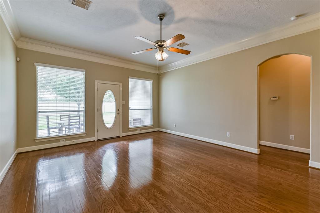28 Cherry Hills Drive Jersey Village Tx 77064 Har Com