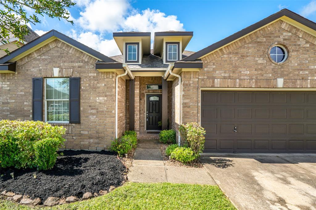 4806 Legends Bay Drive