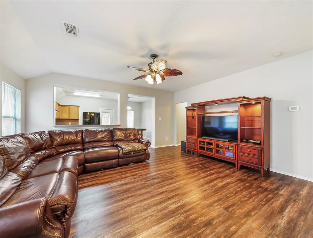 6838 Ridgewood Lane Dickinson Tx 77539 Har Com