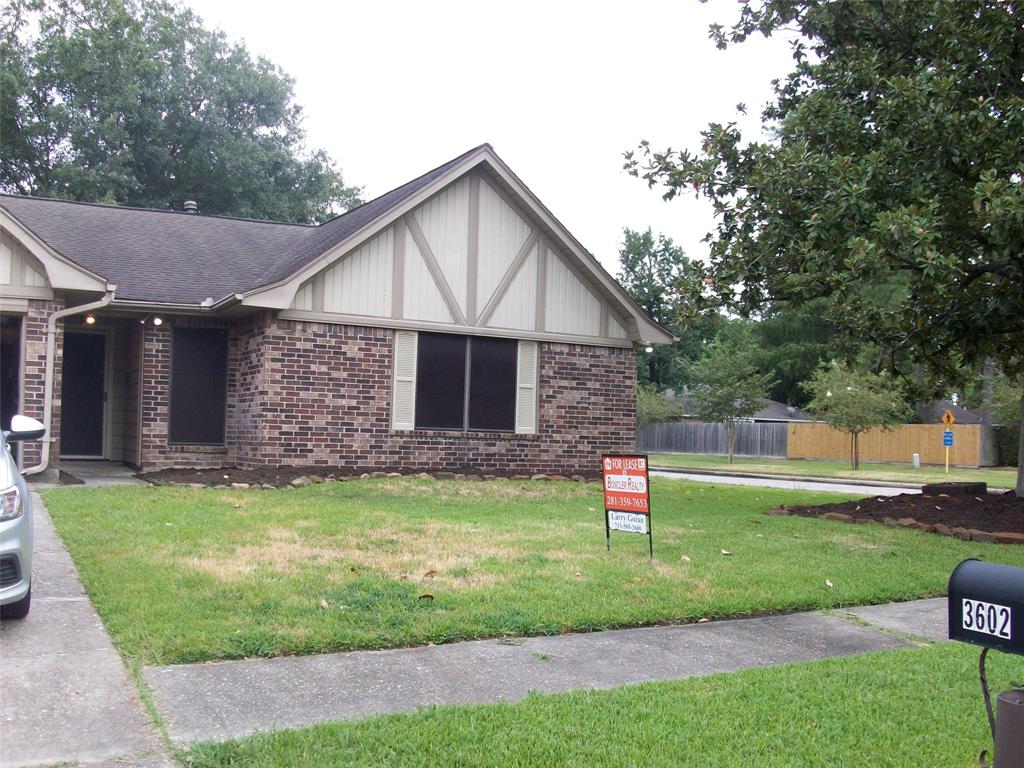 3602 Acorn Way Lane Spring, Texas This beautiful brick home is totall renovated. it sits on a large lot with several trees. Feels like country living. The gas fireplace just make you want to stay inside (in winter that is) and enjoy the flames. The kitchen is updated with a Frig, stove , micro-wave and tons of shelf space.
Look it is ready for occupancy, just call