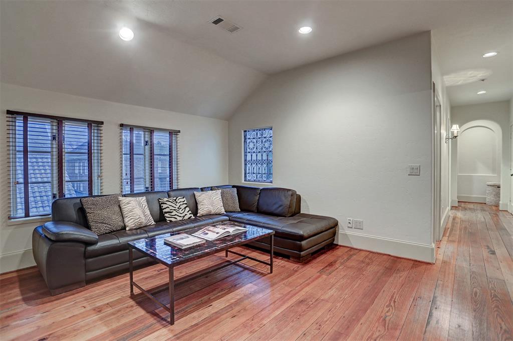 1920 Sunset Boulevard Houston Tx 77005 Har Com