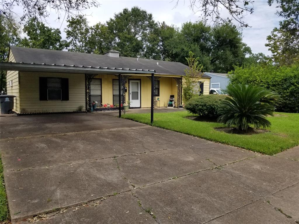 5619 Willow Glen Drive Houston Tx 77033 Har Com