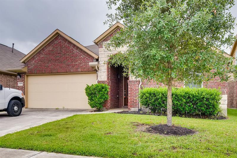 23639 Bernshausen Drive Spring, Texas Make this charming 3 bedroom 2.5 bathroom house your new home! This home features a bright and spacious kitchen and dining room perfect for entertaining! The inviting living room offers ample room to enjoy an evening in or take your night outside to relax on back patio! Game Room upstairs! Study could possibly be used as 4th bedroom! Hurry and make this one yours!