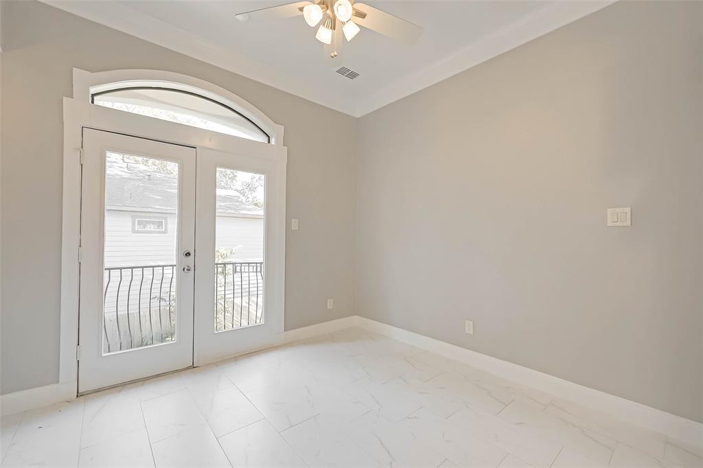 1923 3 Portsmouth Street, Houston, Texas 77098, 3 Bedrooms Bedrooms, 7 Rooms Rooms,3 BathroomsBathrooms,Townhouse/condo,For Sale,Portsmouth,29259517
