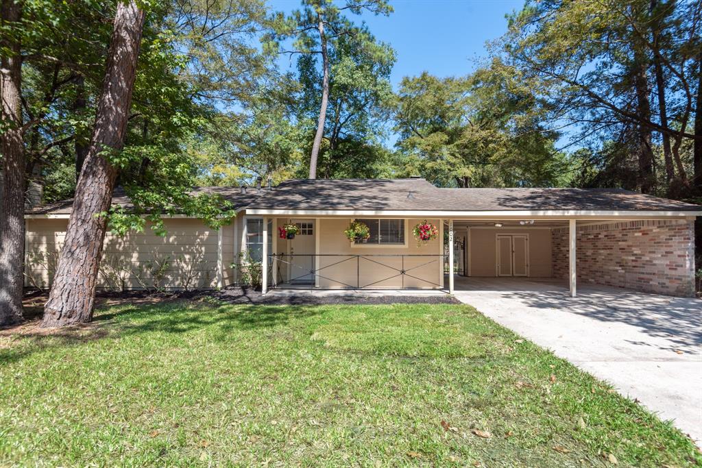 1002 E Red Cedar Circle, The Woodlands, TX 77380