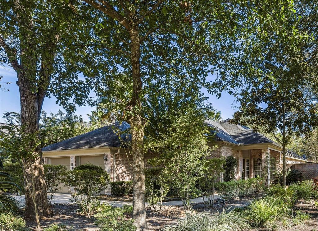 59 Eagle Mead Place The Woodlands, Texas Light and bright patio home complete with private back yard with a pool and spa. This home is on a cul-de-sac in a well kept quiet neighborhood in Alden Bridge. Yard is low maintenance with lush landscaping. This 1 story home has a wall of windows overlooking the beautiful back yard and pool. Zoned to exemplary schools! Great floor plan. Close to schools, shopping, and restaurants. Replaced the HVAC in 2019. Pool control system replaced in 2017 with WiFi capability. Sprinkler system control panel replaced and roof replaced (2010)