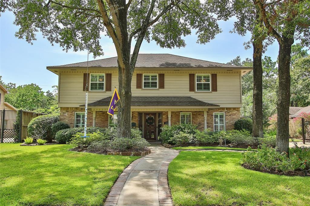 13403 Kingsride Lane Houston, Texas Plant your roots and grow in the sought-after community of Wilchester. This traditional home has been lovingly cared for & updated through the years. Great curb appeal, front porch and fabulous floor plan! Formals are off the entrance. Kitchen has white cabinets with granite counters and stainless appliances. Den features two over sized windows. Plantation shutters throughout (except in Den) Hardwoods & tile throughout upstairs and downstairs. No carpet! Vinyl insulated windows. Large and extended laundry/mud room. Upstairs there are 4 generously-sized bedrms, game room, master bath & Jack-n-Jill bath. Outside is a spacious backyard with pergola, extensive brick patio and plenty of yard space. Wrought iron driveway gate, mosquito & sprinkler system plus so much more! Tree-lined street in highly sought after Wilchester. Situated conveniently between Energy Corridor & City Centre with easy I-10 access & Terry Hershey hike/bike trails. Top rated schools, never flooded. *=Per Seller