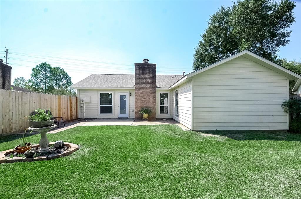 2815 Old Fort Road, Sugar Land, TX 77479