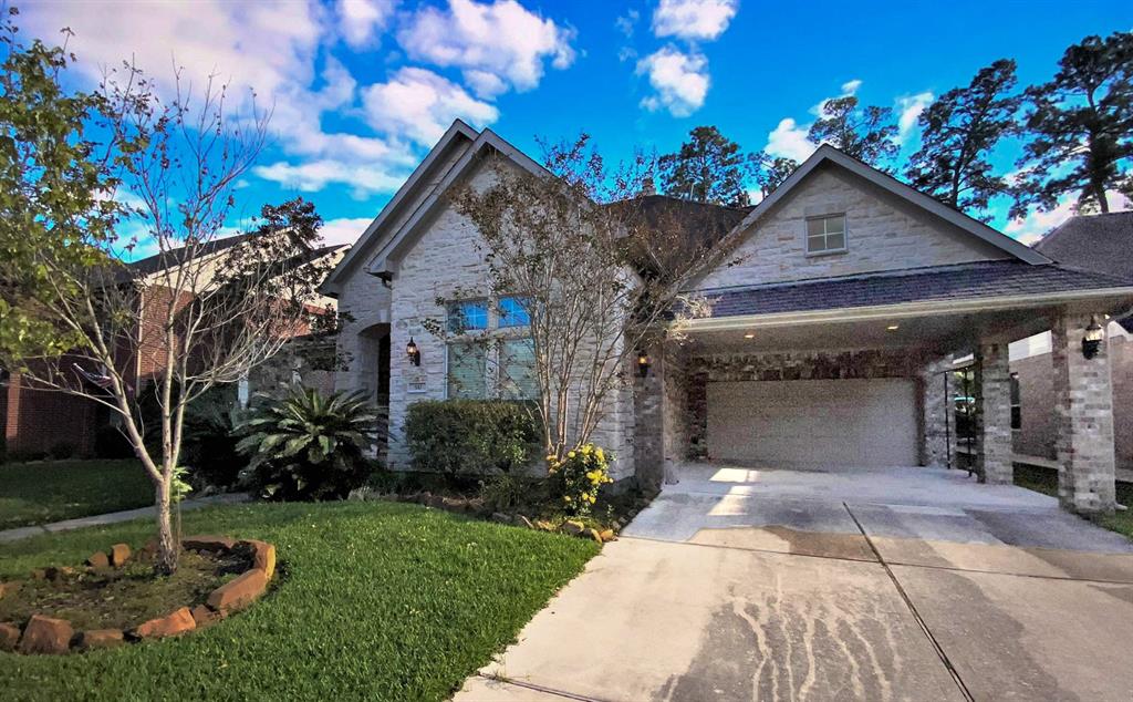 510 Island Spring Court Spring, Texas Gorgeous home with lakefront in Spring Lake gated community. Spacious home with fantastic lakeview on every room. Crown molding on the master bedroom and all over the house. Spacious master bedroom is downstairs with beautiful master bathroom. Walking trail on the back of the house and walking distance to the community pool, tennis courts and much more. High ceiling with big, tall windows with lake view on the living room make the home fantastic. Seeing this home, you do not have to look more.