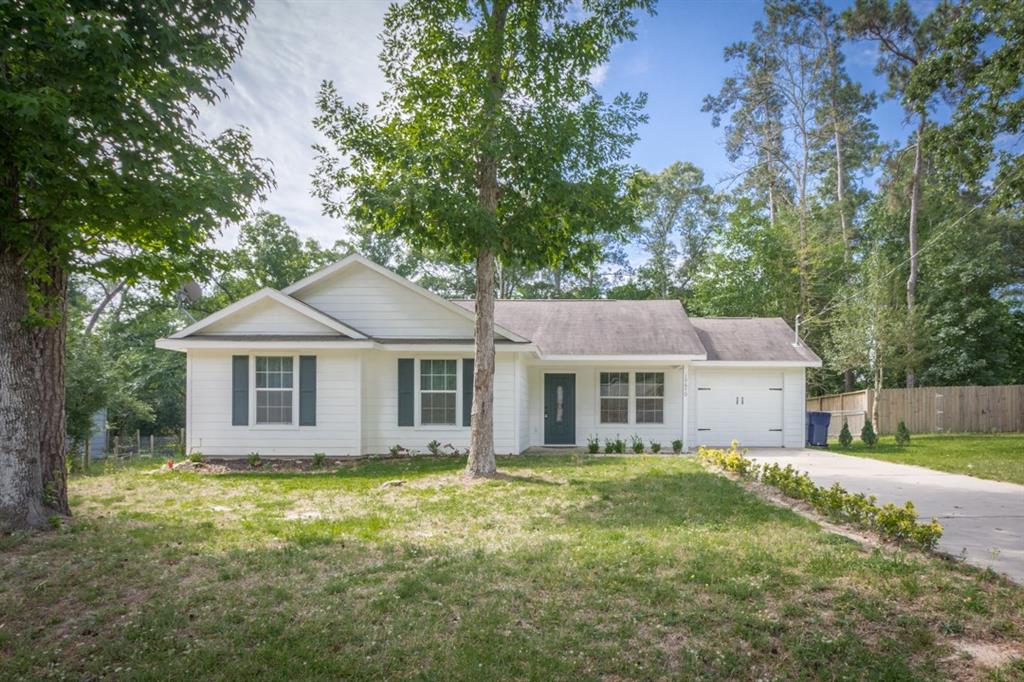 10670 Royal Magnolia Drive, Conroe, TX 77303