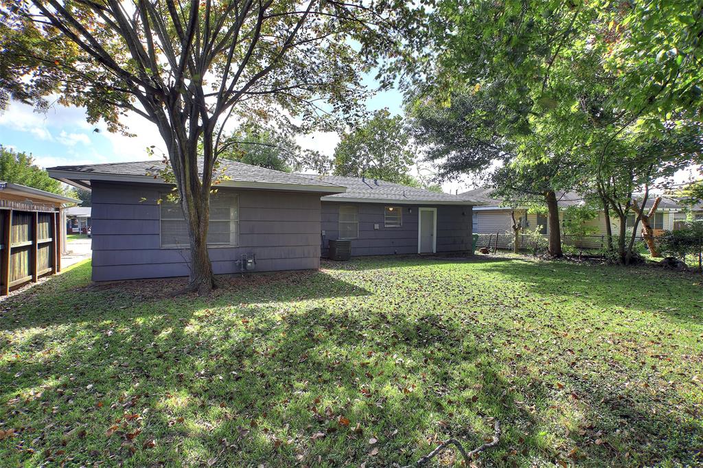 1105 Fresa Road, Pasadena TX 77502