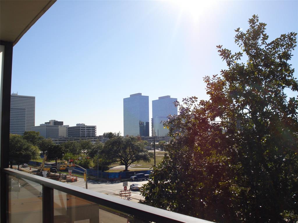 2929 BUFFALO SPEEDWAY, Houston, Texas 77098, 3 Bedrooms Bedrooms, 5 Rooms Rooms,2 BathroomsBathrooms,Mid/hi-rise Condo,For Sale,LAMAR TOWER,BUFFALO SPEEDWAY,95972509