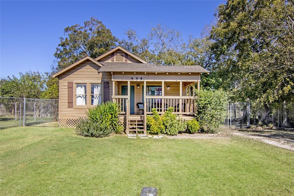 238 Bay Oaks Drive, La Porte, TX 77571