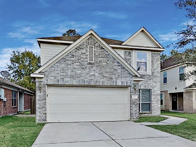 16973 Scenic Knoll Conroe, Texas Move in ready home in great location and amazing neighborhood! Loaded with features that will make you smile!! Make this home your dream home!