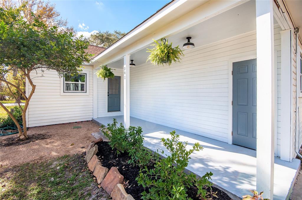 201 N Prairie Street