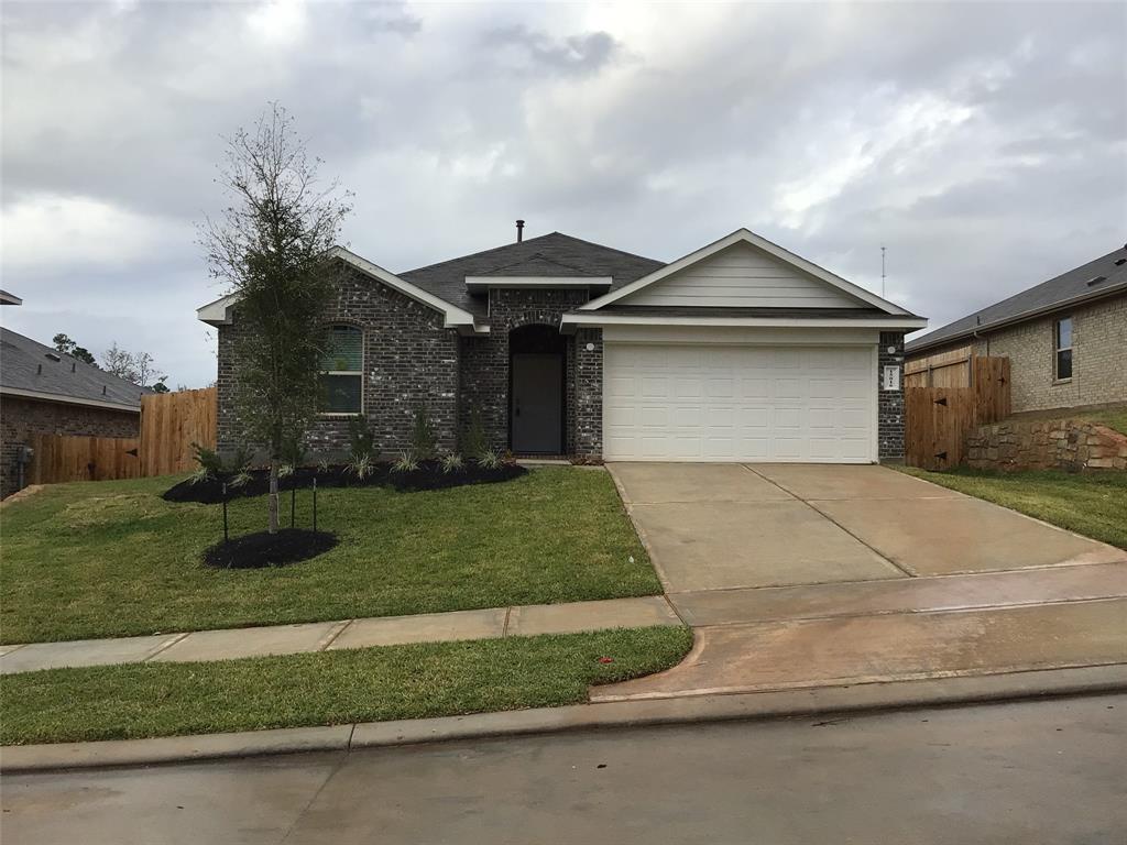 15016 Monserrat Court Conroe, Texas New construction, never lived 2065 sq-ft home with 4 Bed, 2 Bath, 1 story, 2 car garage/ DRHorton Open Floor Plan located at Water Crest Subdivision near Conroe Lake. This community features a Recreational Center, 2 Pools, a Club House, Playground, Ponds, Water Falls and Private Boat Ramp Access. The house came equipped with all appliances including Refrigerator, Washer and Dryer, Kitchen with Large Island able to seat the whole family for breakfast, 36" white cabinets and granite countertops. Great Primary bedroom with Primary Bathroom with separate shower and bathtub and double sink vanity and large Walking Closet. On the back the house has a covered patio and considerable backyard.