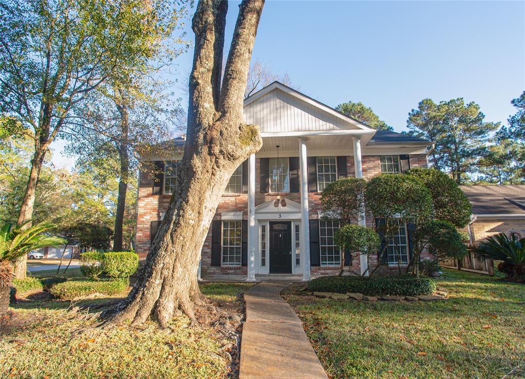 3 Sheep Meadow Place The Woodlands, Texas FABULOUS! 3 bedroom 2 1//2 bath home tucked into a quiet corner of Indian Springs in The Woodlands and ready for move in! Beautiful wood floors and tile grace the first floor. New carpet upstairs! Kitchen, sure to please the chef in your life, has gas cooking, center island, plenty of cabinet space for those new gadgets you received over the holidays and beautiful counter tops. Refrigerator, Washer and Dryer included. Master bath boasts both a glassed in shower and a soaker tub for those evenings that require soaking away the stress of the day. Secondary bedrooms are spacious and have great closets! Any one of the secondary bedrooms would make a great personal office. This house has Plenty of storage. You will be just a short drive from shopping, dining and all of the amenities that The Woodlands has to offer. Take your virtual tour today!